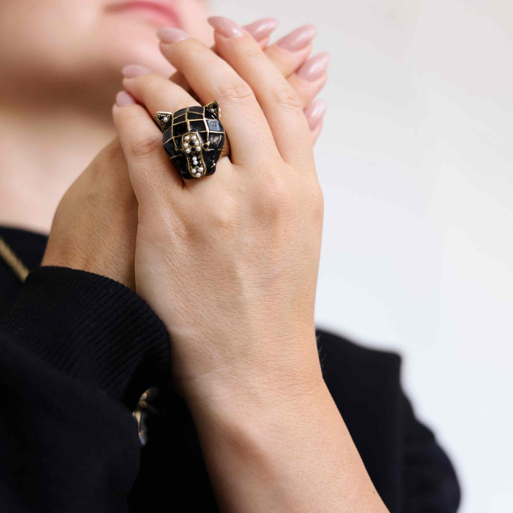 Pantera Ring – Black Enamel and Natural Stones