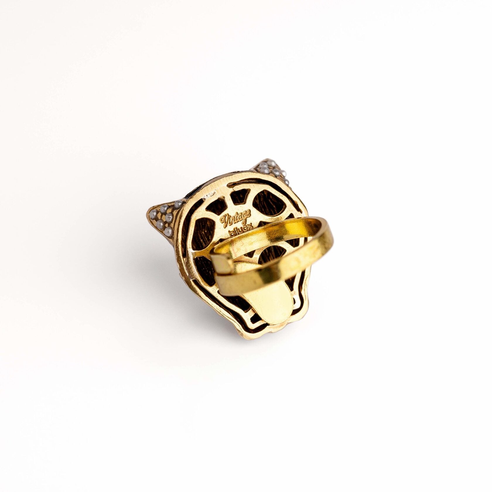 Anello Pantera – Smalto Nero e Pietre Naturali