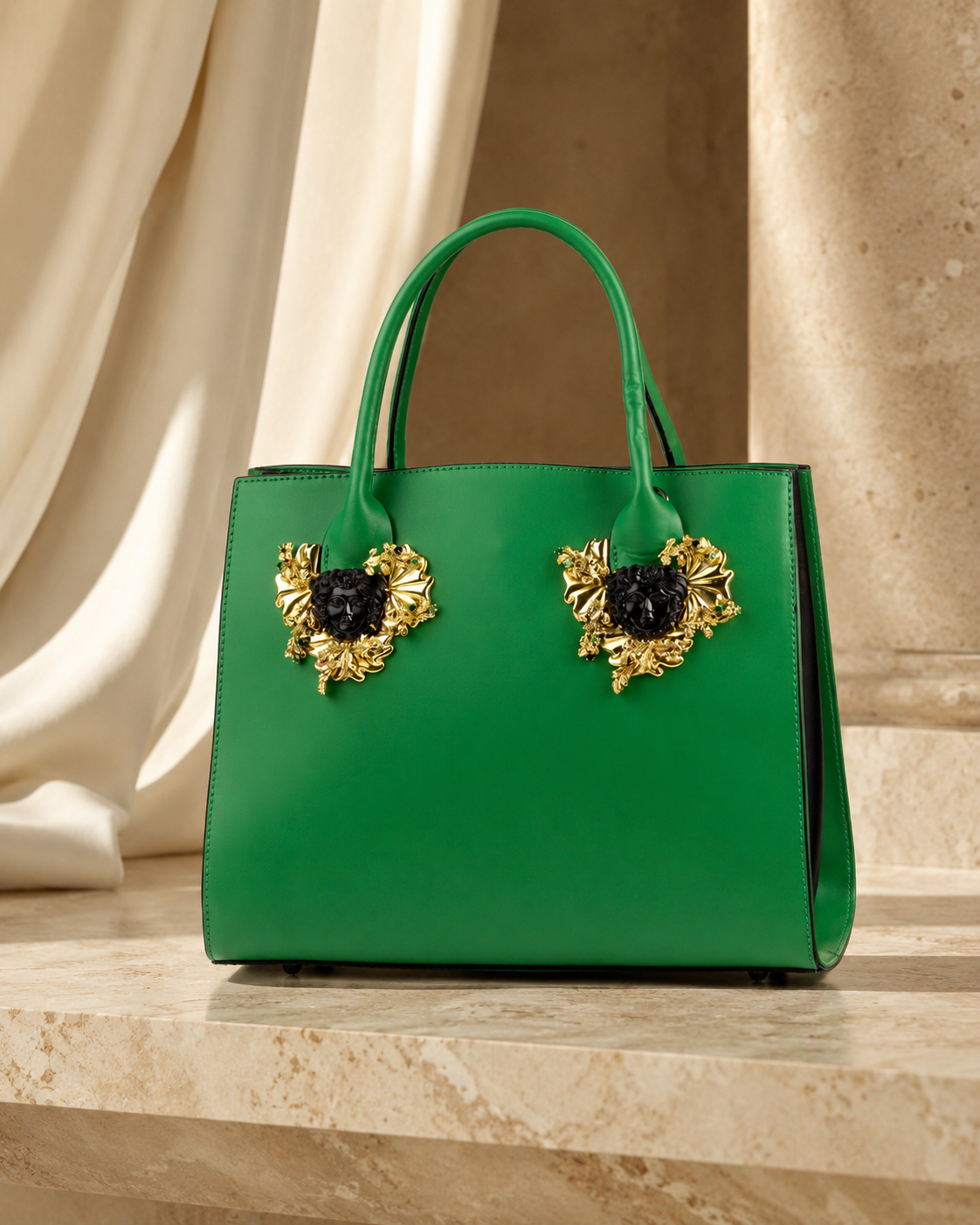 Minerva Bag – Pelle Saffiano, Bakelite e Granati